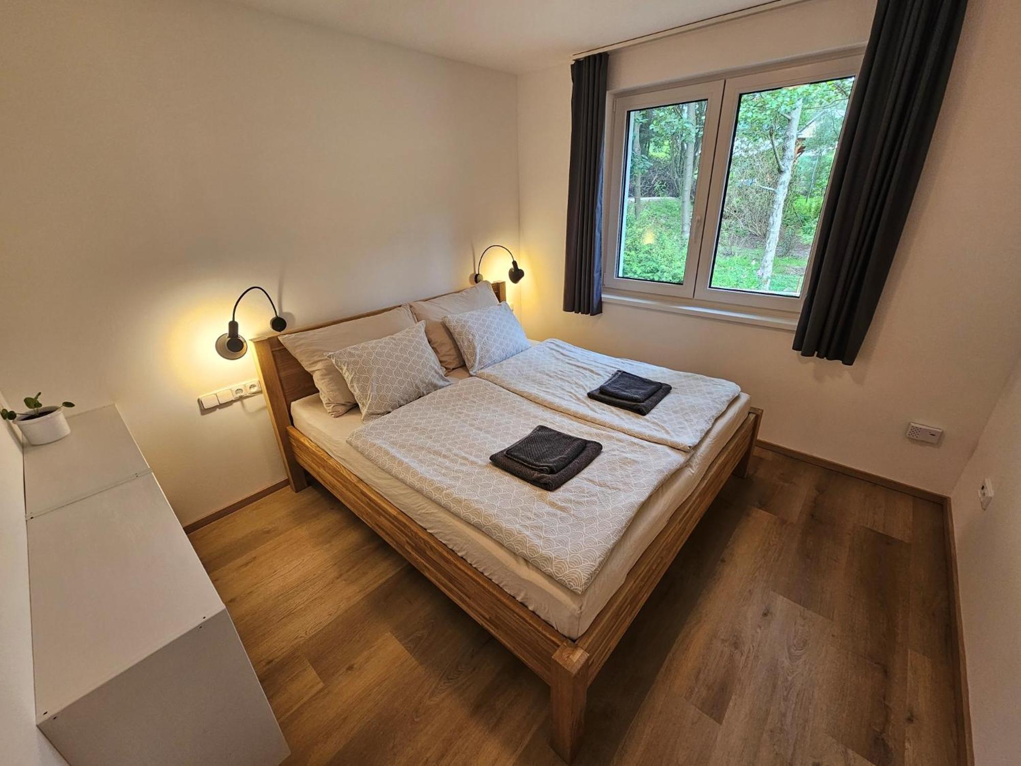 Apartman V Tichu Teplice nad Metují エクステリア 写真
