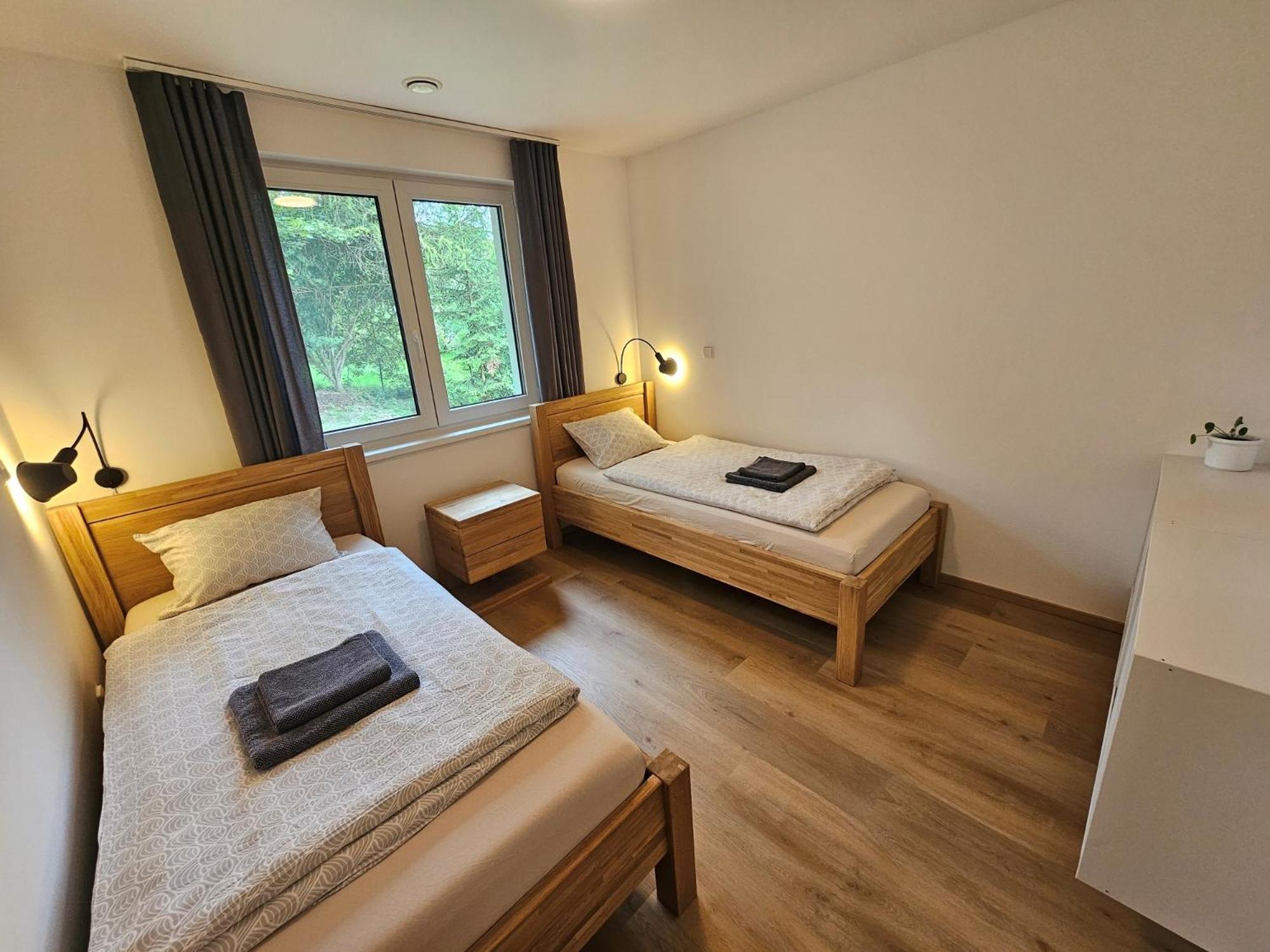 Apartman V Tichu Teplice nad Metují エクステリア 写真